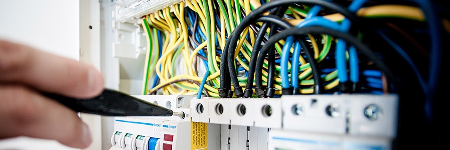 Being in the Shoes of an Electrician for a Day
