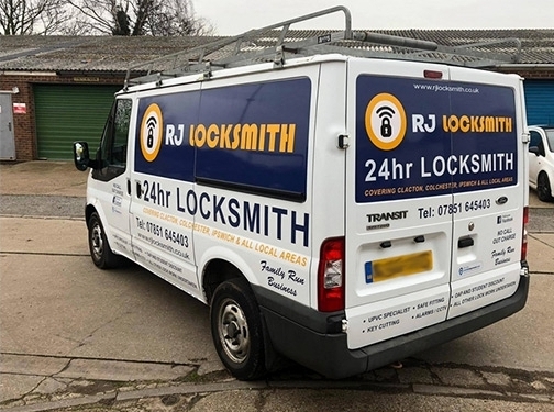 https://www.rjlocksmith.co.uk/ website